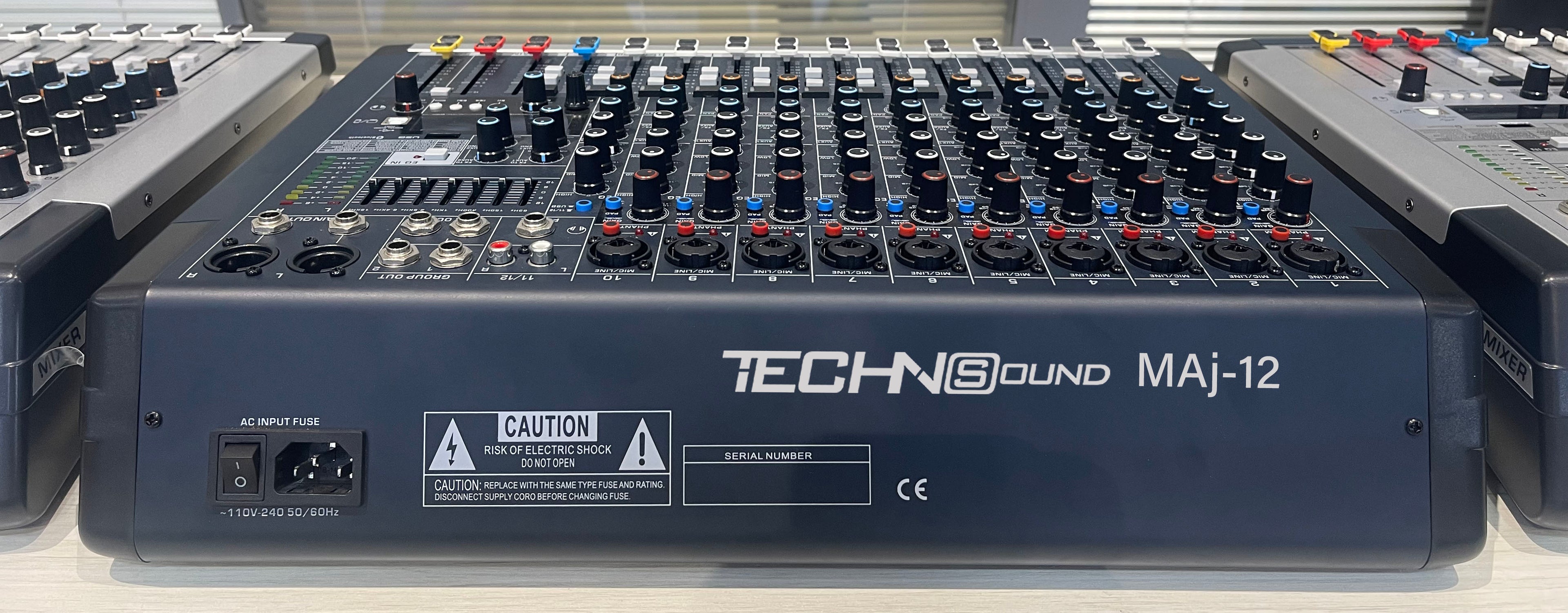 Mixer Power 2*350w TECHNoSOUND MAj12